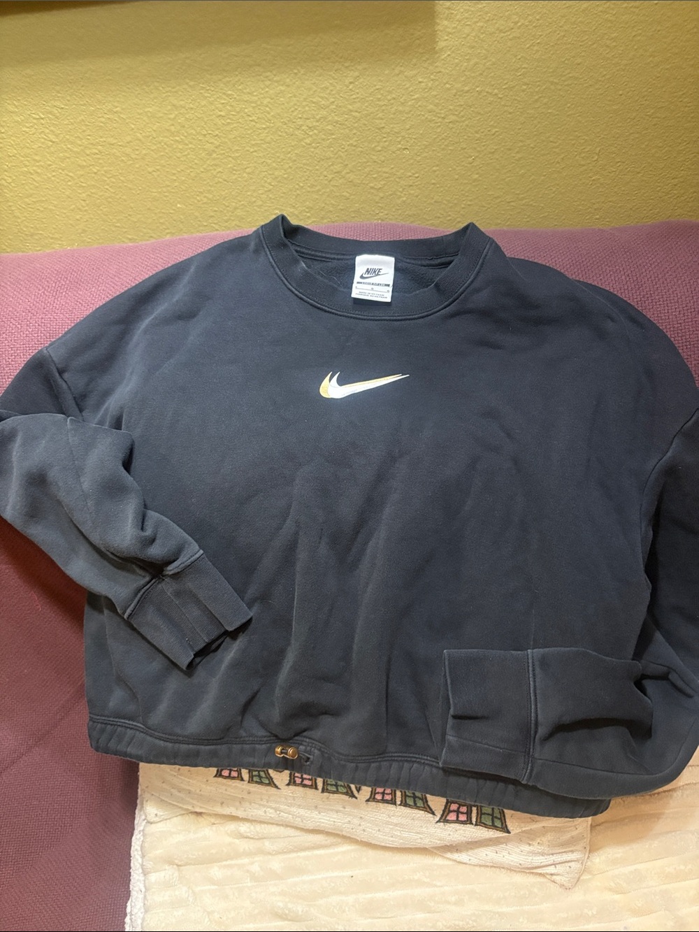 Nike Black Crewneck Sweatshirt cropped with Swoosh